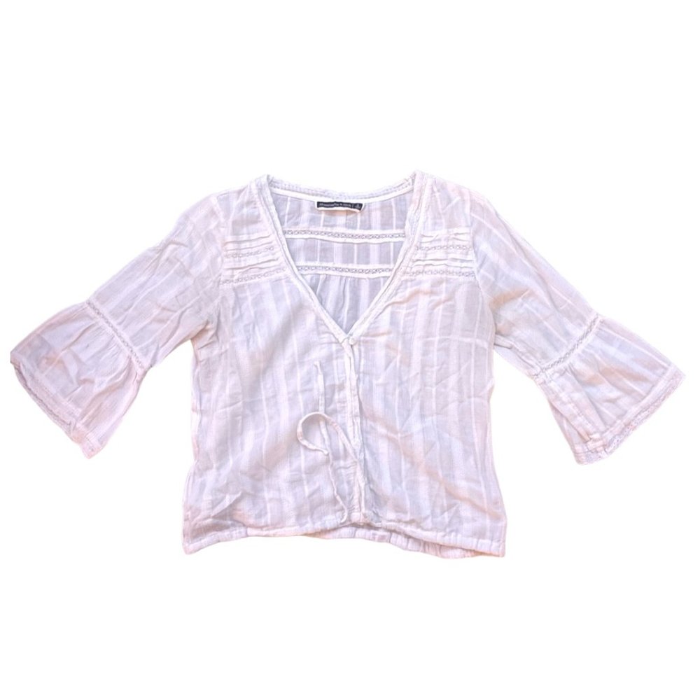 Abercrombie White Lace 3/4 Sleeve Top